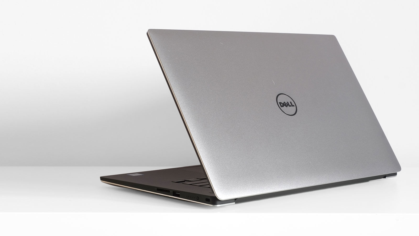 Dell XPS 15 9560 i7-7700HQ GTX 1050 - imagine 3